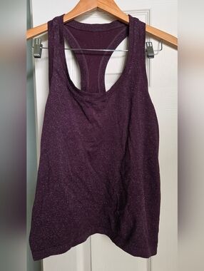 Athleta Momentum Seamless Tank- Plum With Silver Threading